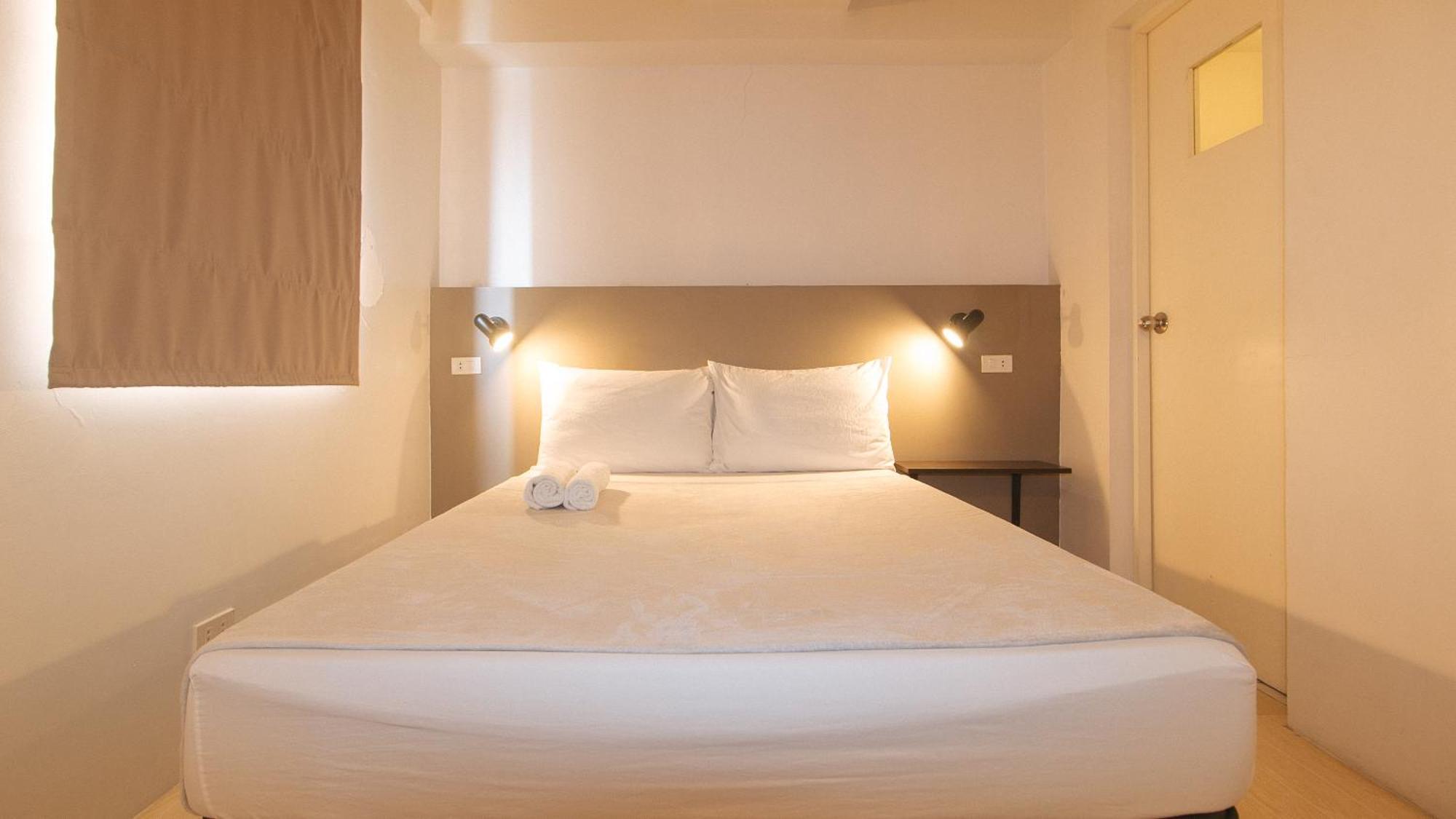 59 Xavierville By Reddoorz Cubao Buitenkant foto