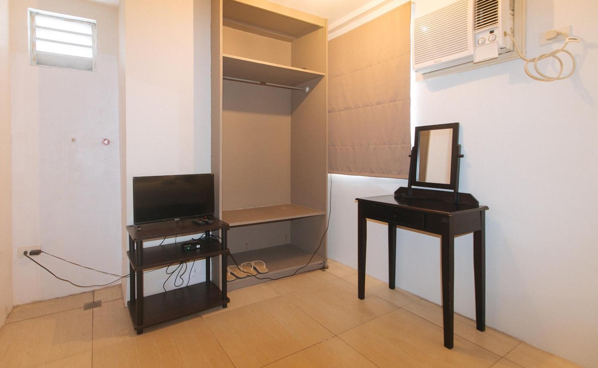 59 Xavierville By Reddoorz Cubao Buitenkant foto