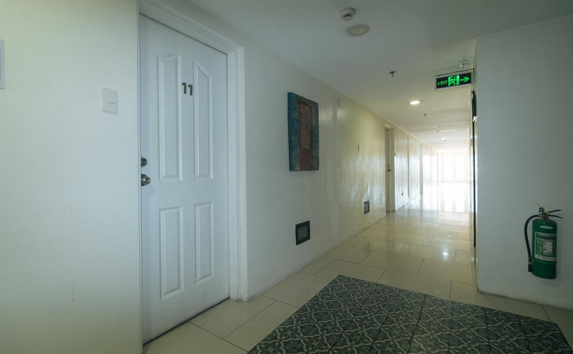 59 Xavierville By Reddoorz Cubao Buitenkant foto