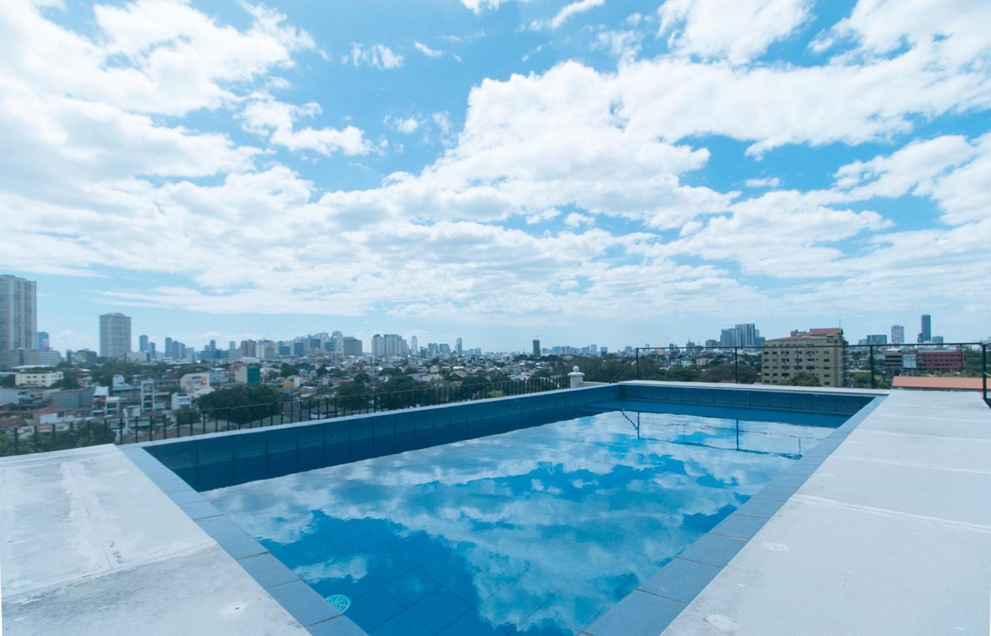 59 Xavierville By Reddoorz Cubao Buitenkant foto