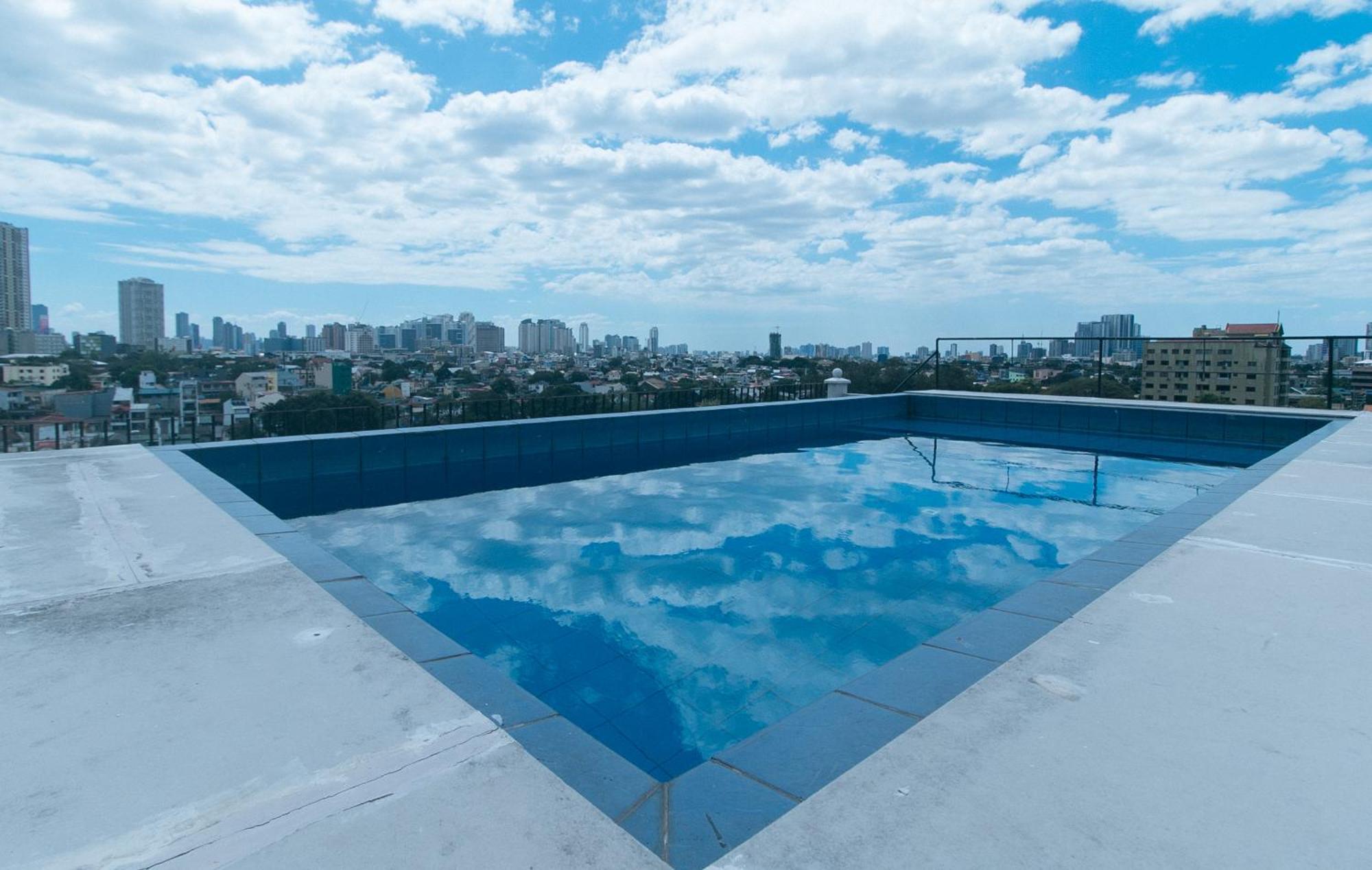 59 Xavierville By Reddoorz Cubao Buitenkant foto